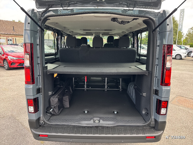 Renault Trafic Combi