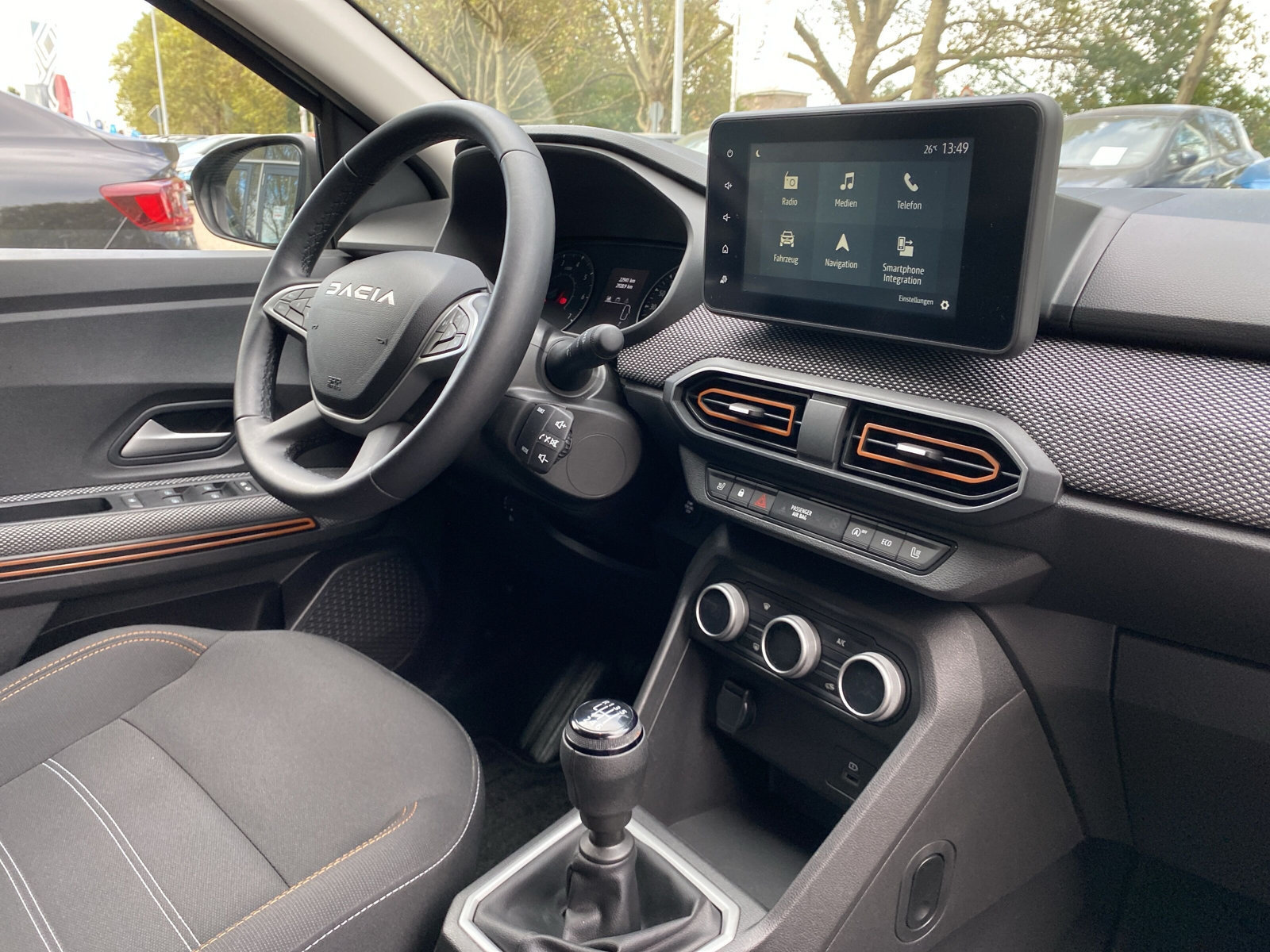 Dacia Sandero – Bild 18