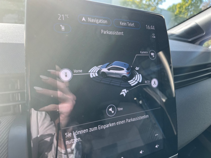 Fahrzeugabbildung Clio +Tempomat+Sitzheizung+ Bild 19 von 44