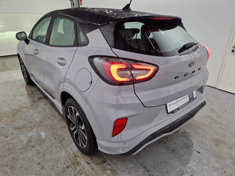 Fahrzeugabbildung Puma 1.0 EcoBoost MHEV ST-Line Winterpaket Bild 2 von 32