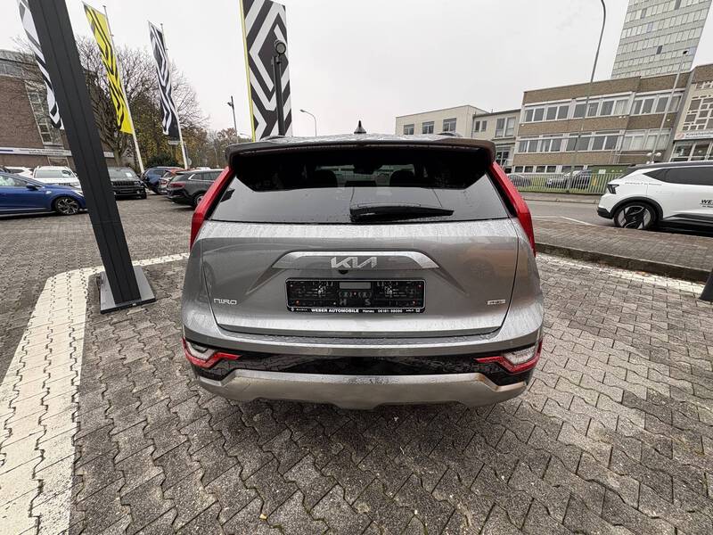 Fahrzeugabbildung Niro Spirit Plug-in-Hybrid  Bild 5 von 18