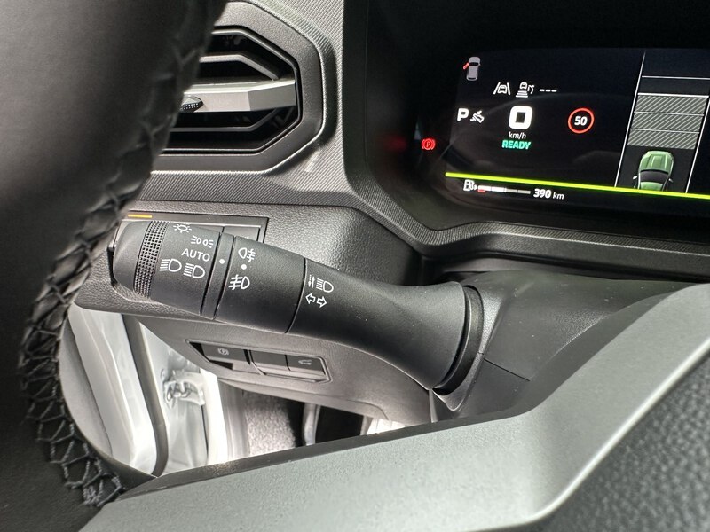 Fahrzeugabbildung Bigster Journey HYBRID 155 Bild 32 von 50