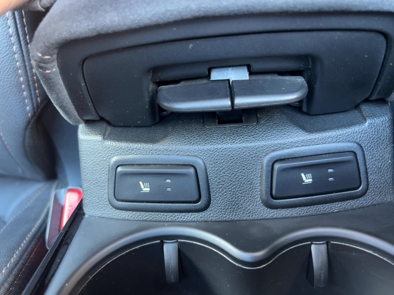 Fahrzeugabbildung Kadjar  Black Edition 1.3 TCe 140 Bild 18 von 22