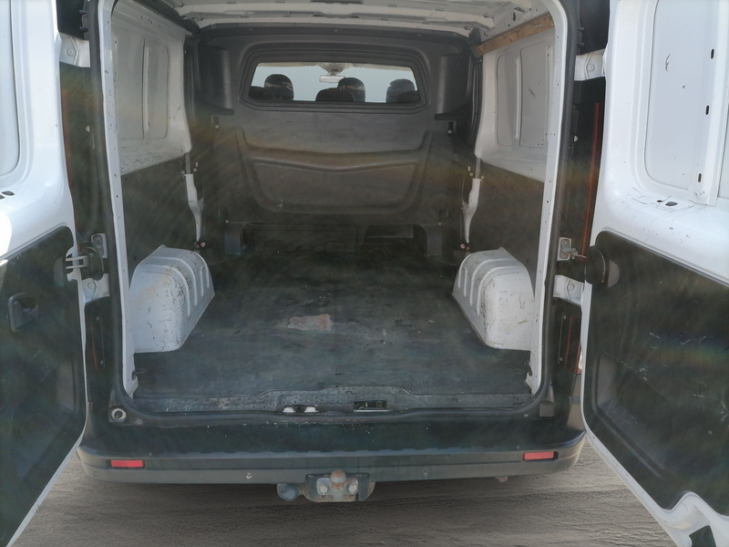 Fahrzeugabbildung Trafic 1,6 dCi 120 L2H1 Doka 2,9 t Komfort Bild 6 von 14