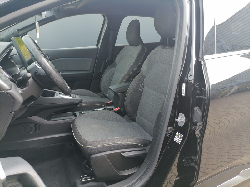 Fahrzeugabbildung Symbioz E-Tech Full Hybrid 160 Bild 7 von 15