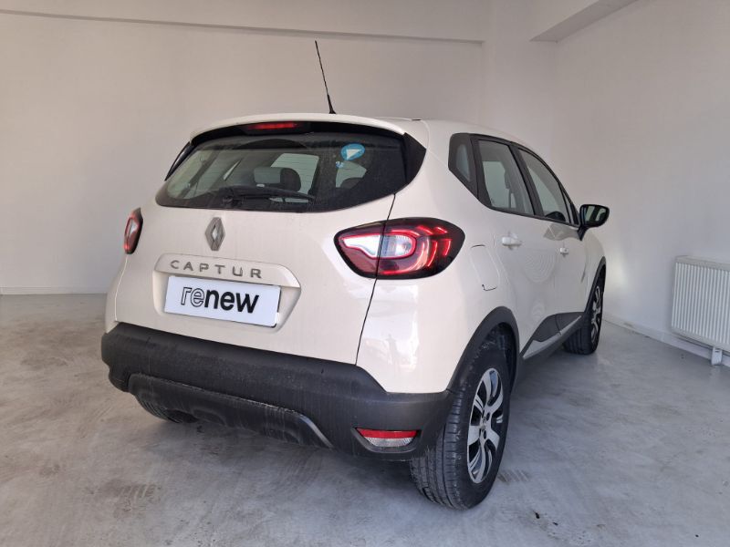 RENAULT Captur 2018 — imagine 18