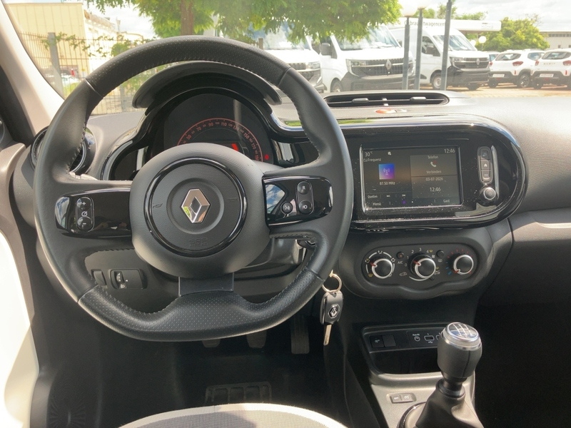 Fahrzeugabbildung Twingo Start & Stop Bild 11 von 20