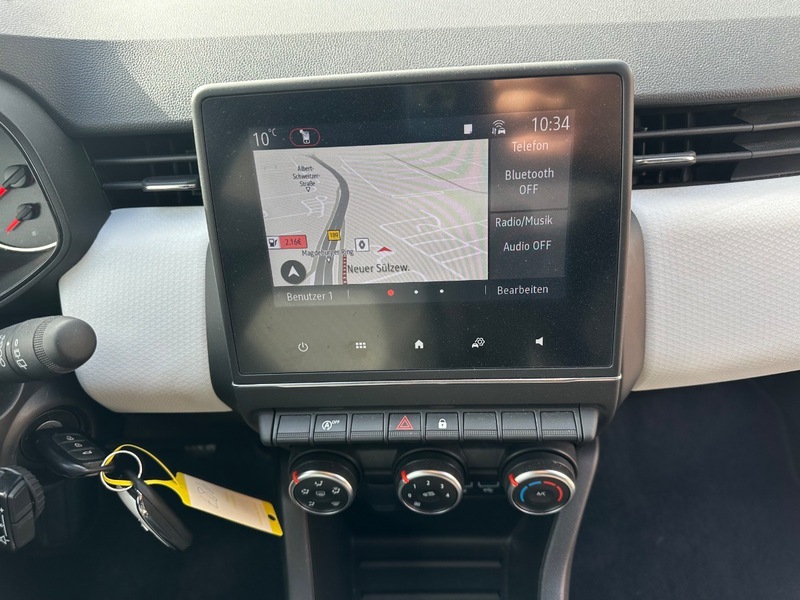 Fahrzeugabbildung Clio *Klima*PDC Hi* Bild 16 von 20