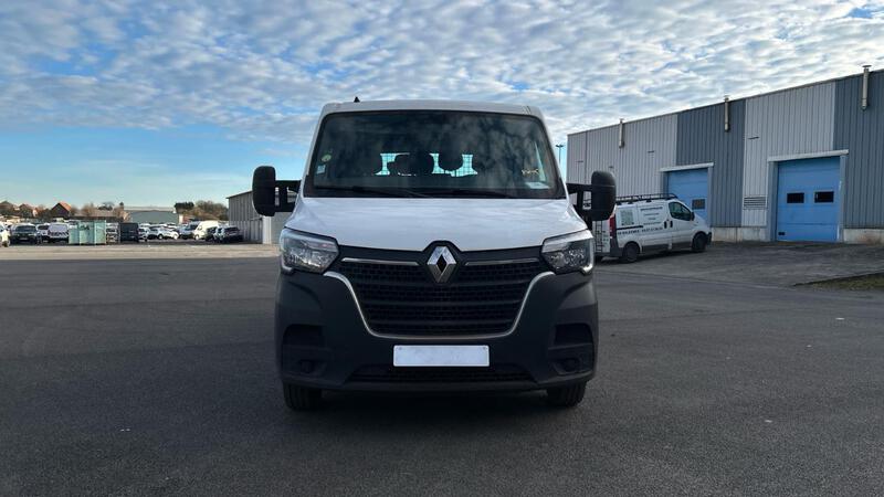 Renault Master Chassis Double Cabine