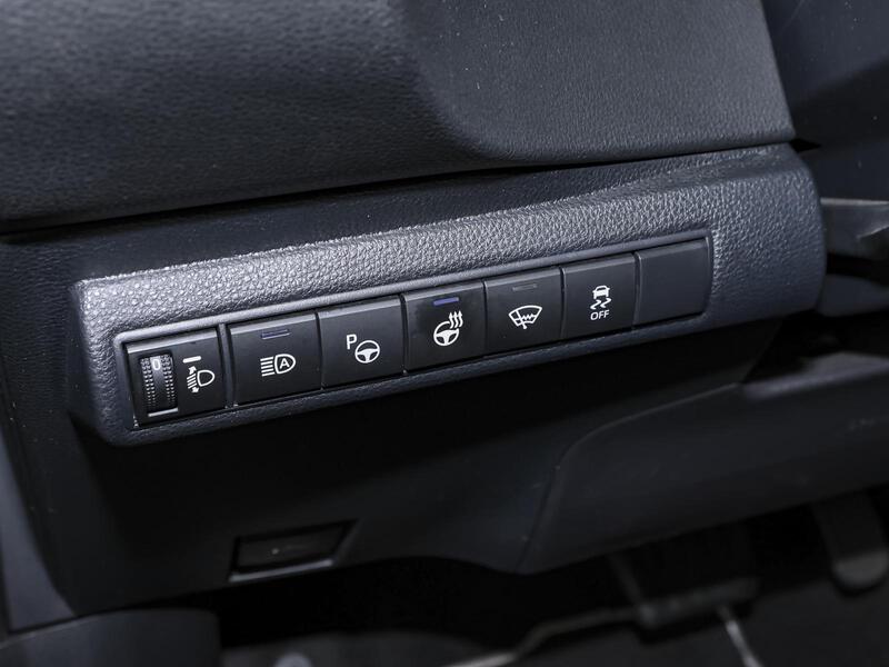Fahrzeugabbildung Corolla SHZ PDC KLIMA LM-Felgen BT Bild 11 von 16