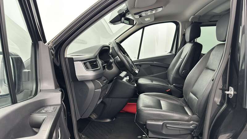 Renault Trafic Combi