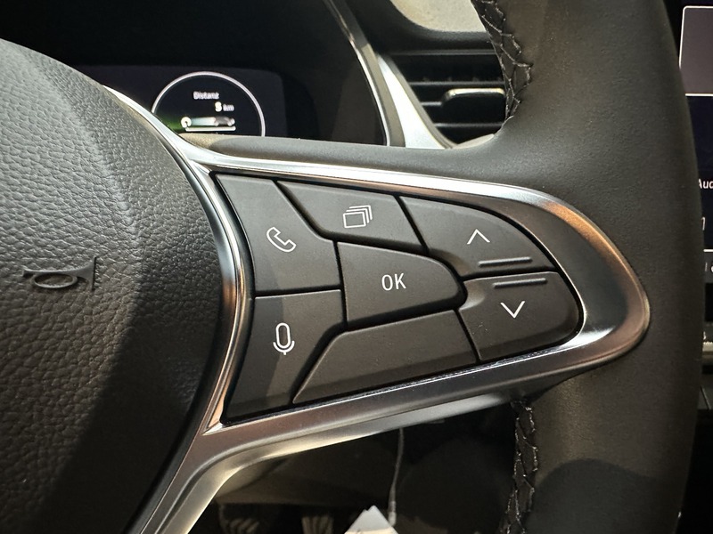 Fahrzeugabbildung Captur Evolution TCe 90 PS Bild 41 von 50