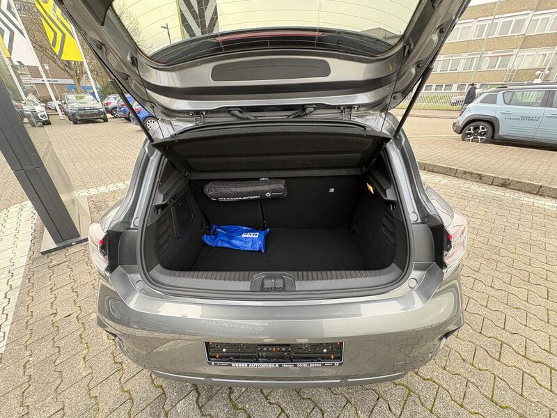 Fahrzeugabbildung Clio V 1.6 E-TECH Hybrid 145 Esprit Alpine Bild 10 von 18