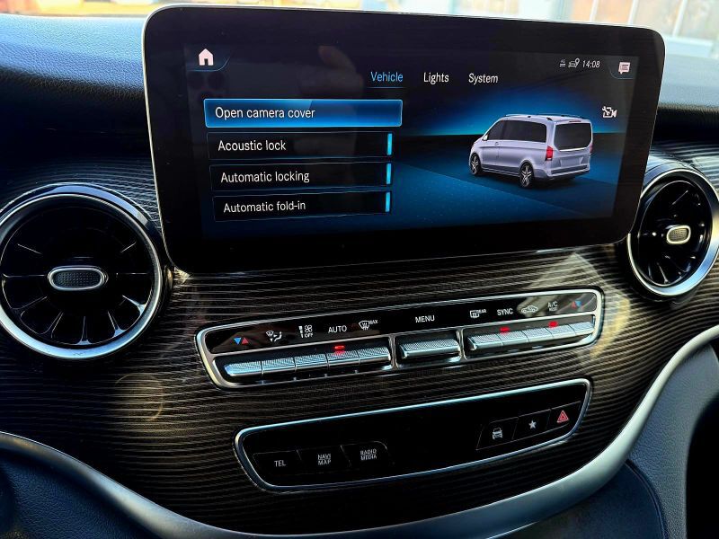 MERCEDES-BENZ V-Class 2022 — imagine 52