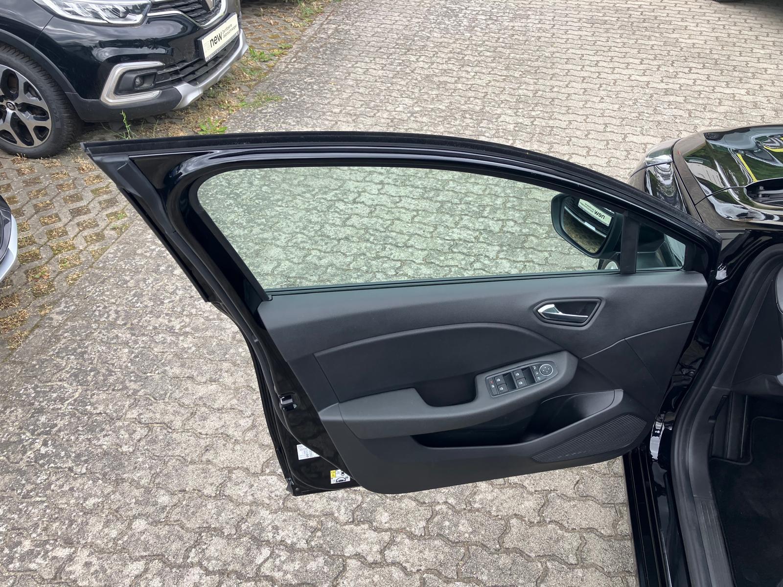 Renault Clio – Bild 20