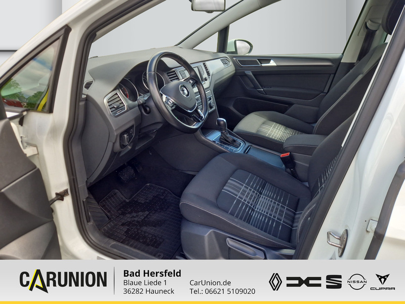 Fahrzeugabbildung Golf VII Sportsvan 1.2 TSI BMT Lounge 7-Gang DSG Bild 7 von 10