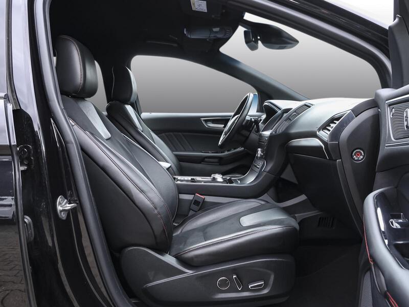 Fahrzeugabbildung Edge NAVI SHZ PDC Bild 3 von 15