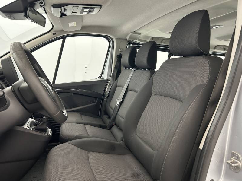 Renault Trafic Combi