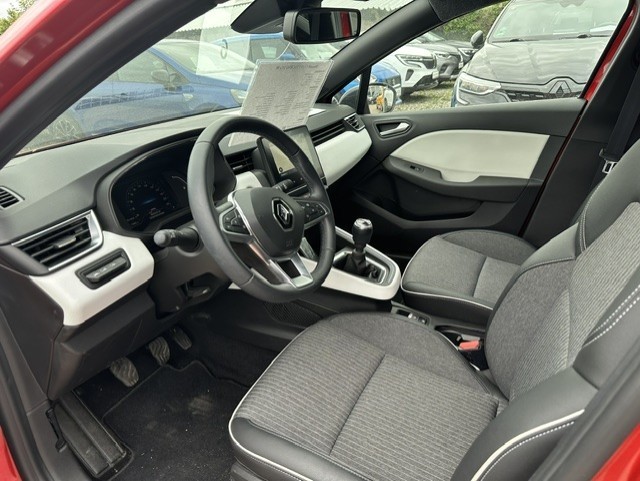 Renault Clio – Bild 8