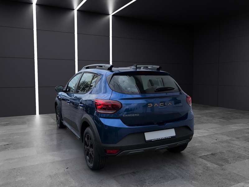 Fahrzeugabbildung Sandero Automatik Sitzheizung Navi Rückfahrkamera Bild 2 von 15