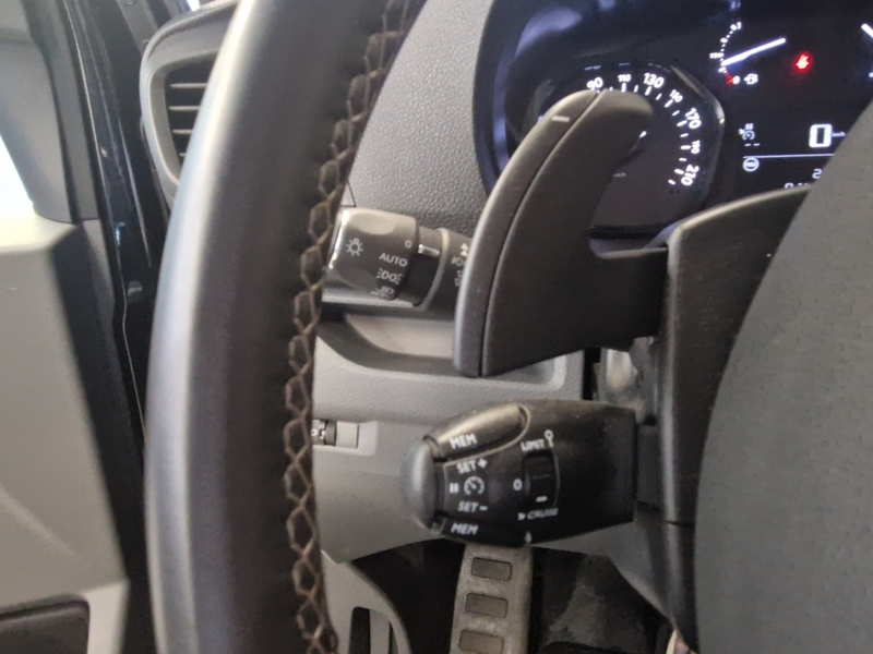 Fahrzeugabbildung Scudo SX L2 145PS AUTOMATIK Klima Bild 15 von 17