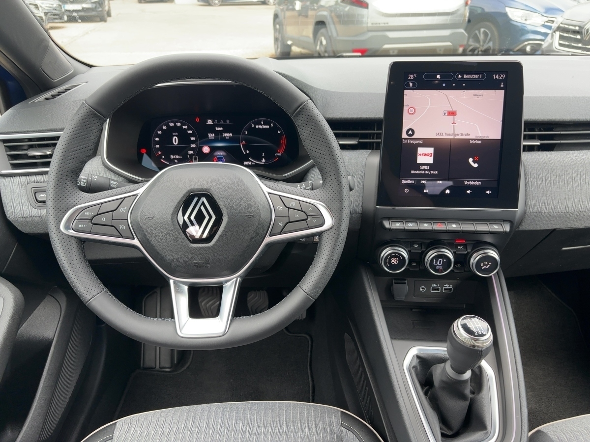 Renault Clio – Bild 8