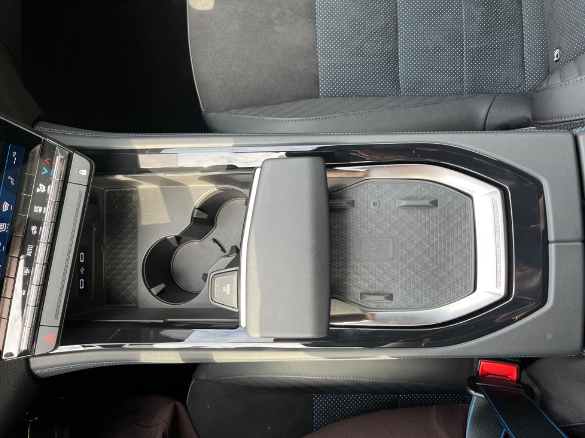 Renault Rafale – Bild 34