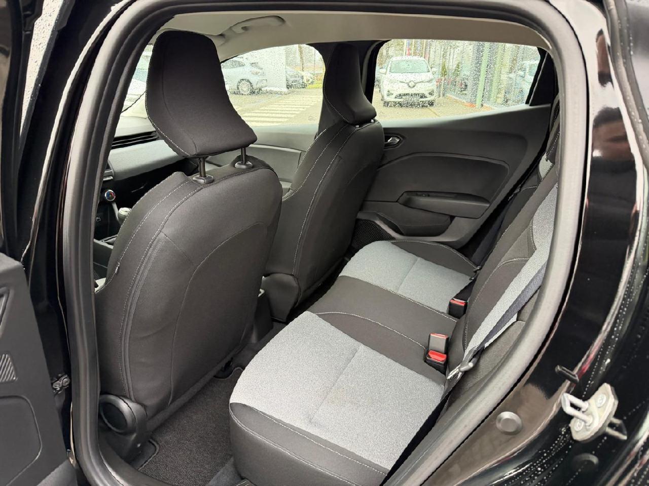Renault Clio – Bild 8