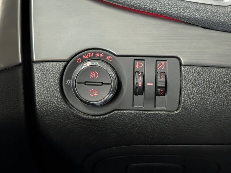 Fahrzeugabbildung Mokka 1.4 Turbo Color Edition SHZ Bluetooth Bild 25 von 28