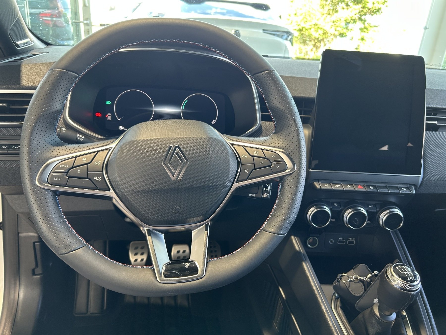 Renault Clio – Bild 20