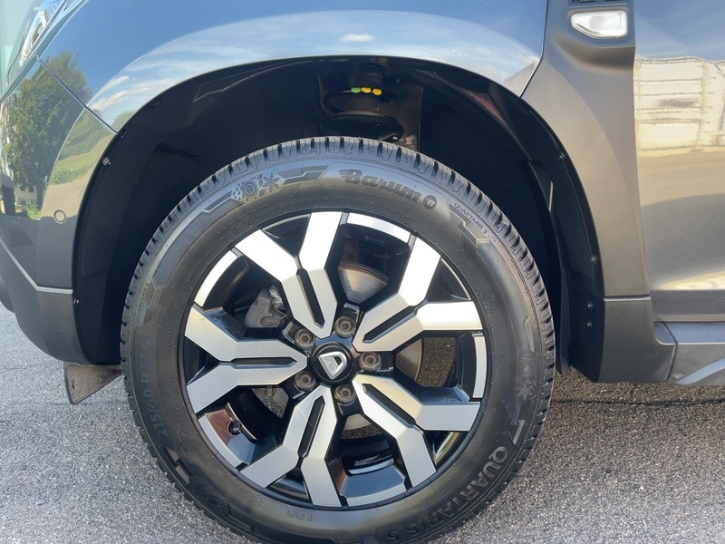 Fahrzeugabbildung Duster II 1.3 TCe 130 Prestige + 2WD Bild 11 von 15
