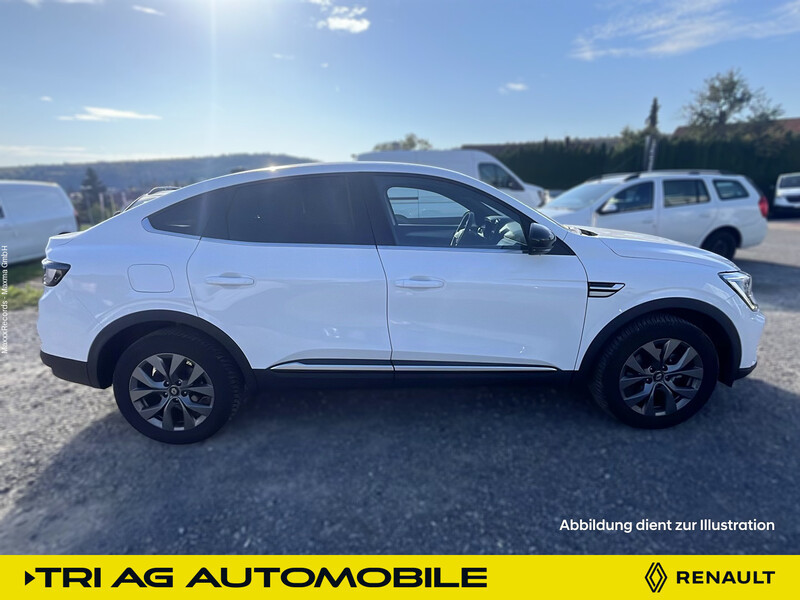 Fahrzeugabbildung Arkana ARKANA TECHNO E-Tech Full Hybrid 145 Bild 2 von 26