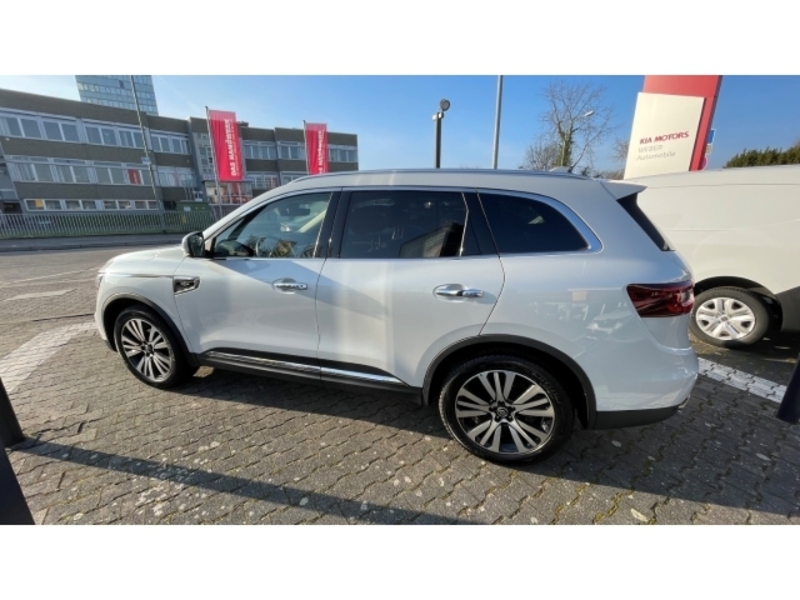 Fahrzeugabbildung Koleos II INITIALE PARIS TCe Bild 6 von 17