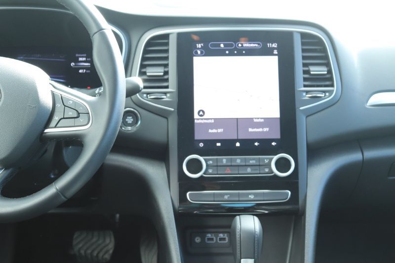 RENAULT Megane 2024 — imagine 15