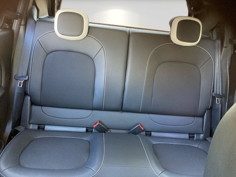 Fahrzeugabbildung Twingo Klima Navi SHZ Bild 7 von 17