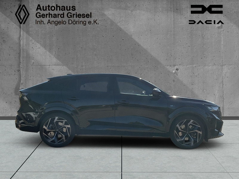 Fahrzeugabbildung Rafale Atelier Alpine E-Tech Plug-in 300 4x4 Bild 6 von 14