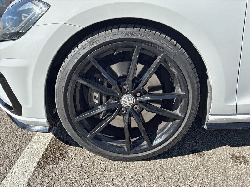 Volkswagen Golf VII