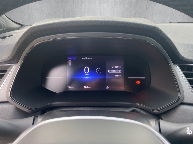Fahrzeugabbildung Captur Techno TCe 90 Bild 11 von 15