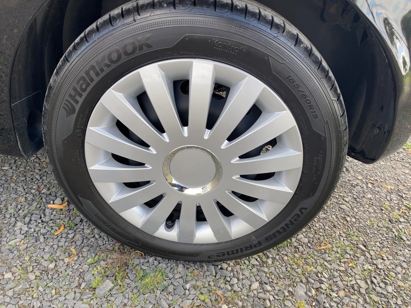 Fahrzeugabbildung Twingo ZEN SCe 65 Start & Stop Bild 12 von 21
