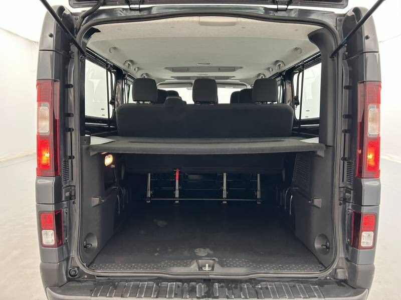 Renault Trafic Combi