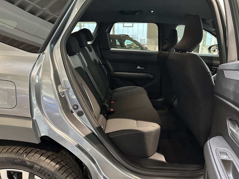 Fahrzeugabbildung Bigster Journey HYBRID 155 Bild 14 von 50