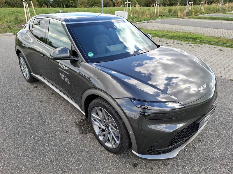 Genesis GV60