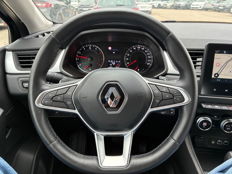 Fahrzeugabbildung Captur +Automatik+PDC+ Bild 21 von 47