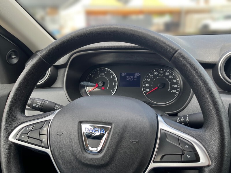 Fahrzeugabbildung Duster Deal TCe 100 ECO-G 2WD Bild 8 von 14