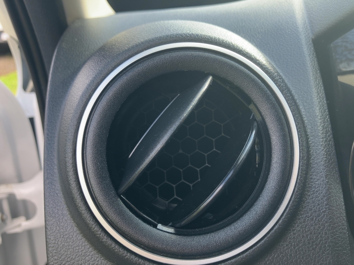 Dacia Spring – Bild 16
