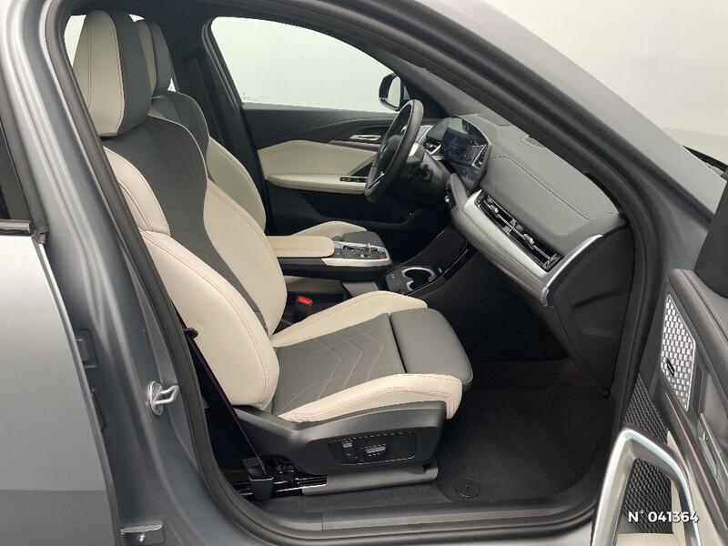 BMW iX2 U10