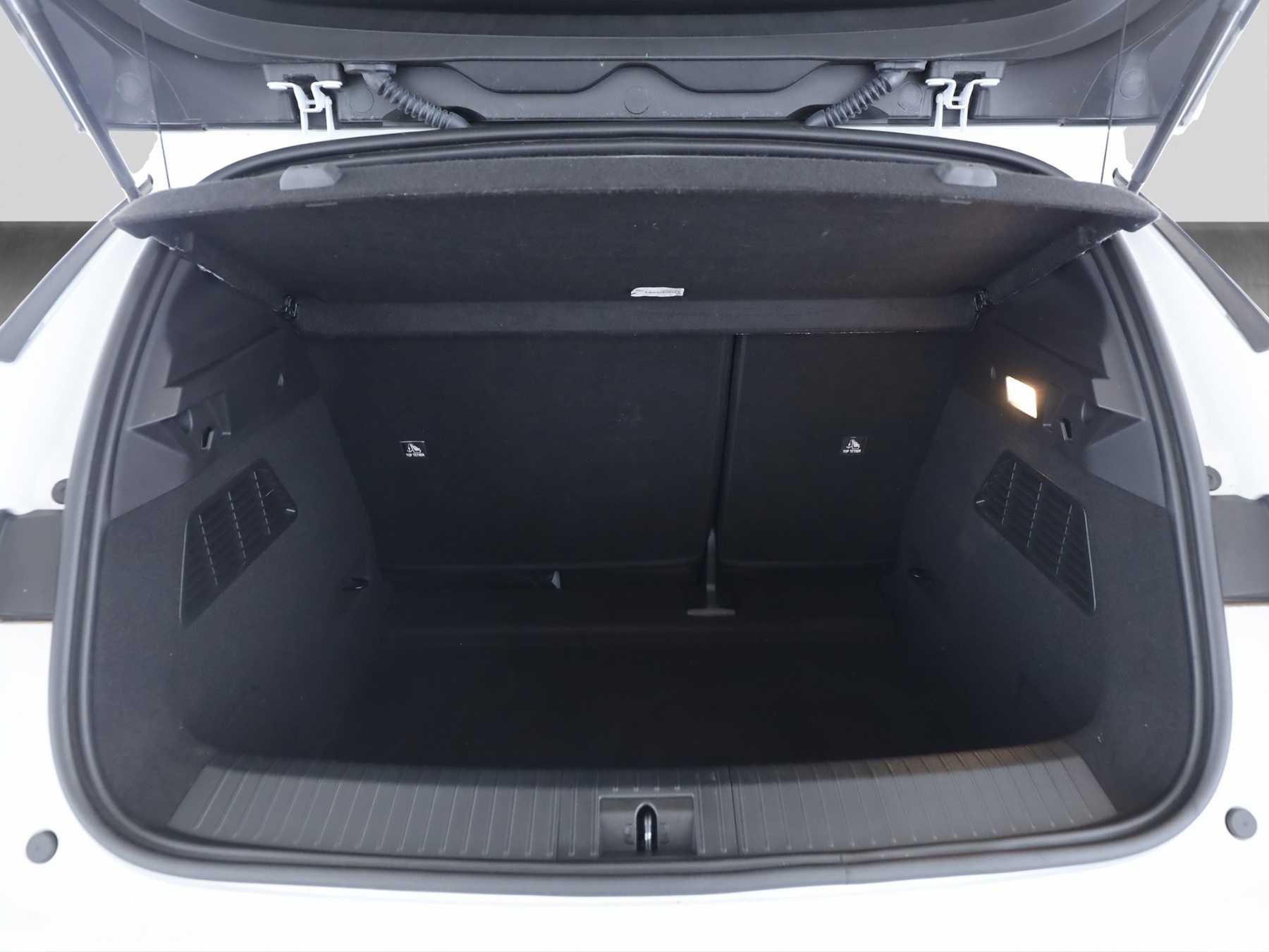 Renault Megane E-TECH – Bild 12