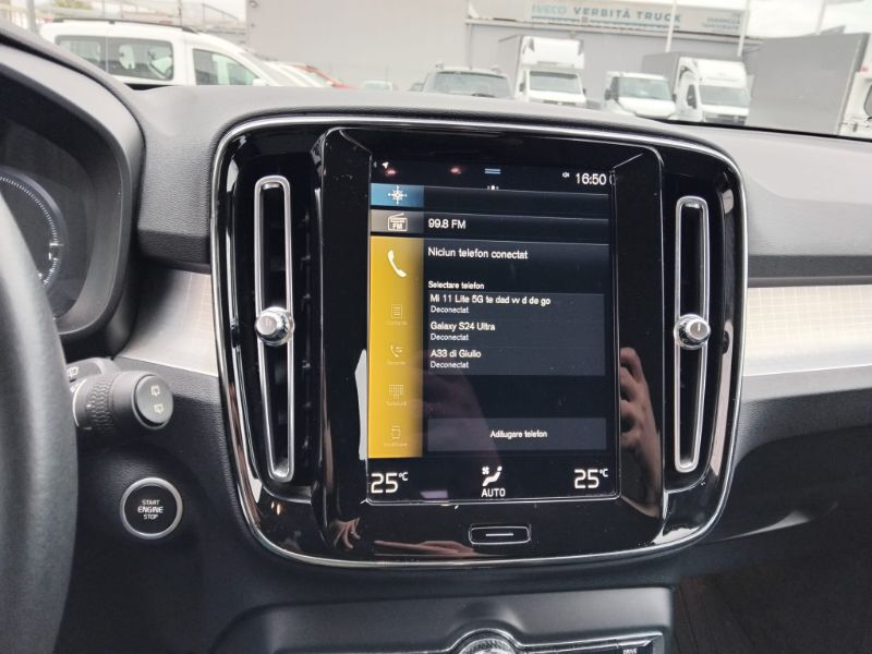 VOLVO XC40 2020 — imagine 31