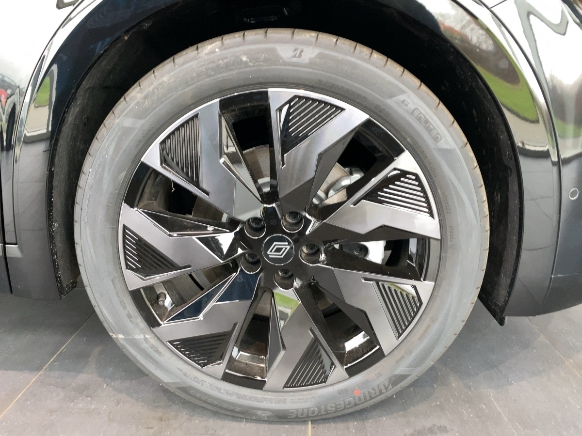 Renault Rafale – Bild 12
