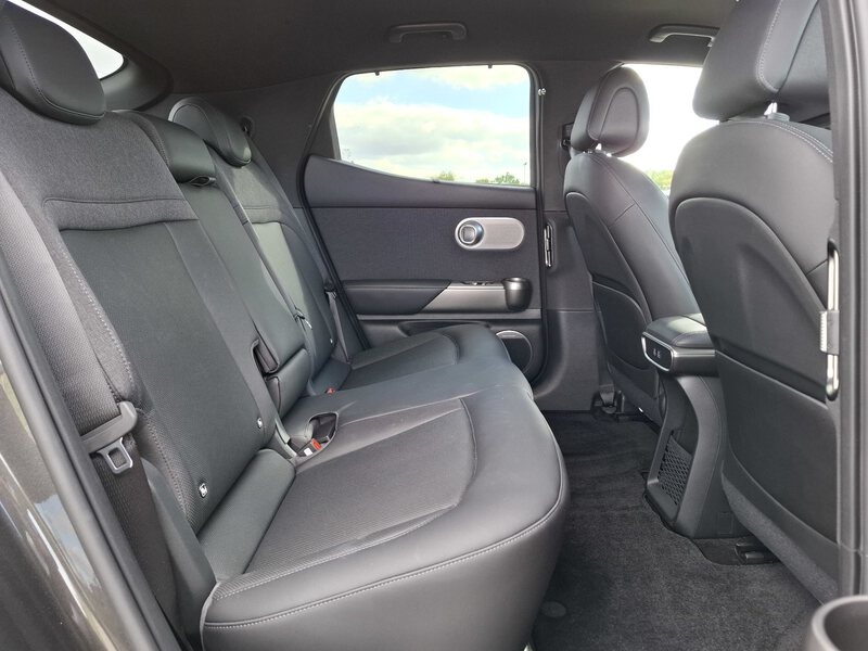 Genesis GV60